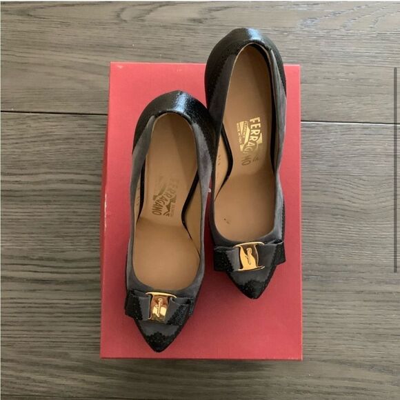 Salvatore Ferragamo Heels 8.5 - Picture 3 of 5